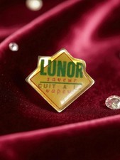 Pin's publicitaire vintage Lunor saveur ancien badge rétro collection années 90
