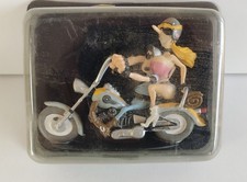 Figurine moto en résine Joe Bar Team HARLEY DAVIDSON 1340 Low Rider