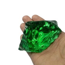 915 carats d'obsidienne verte
