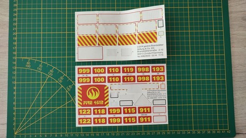 Lot plaque autocollant - , en