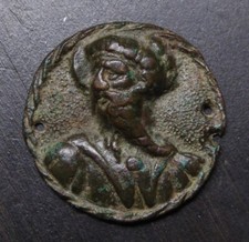 Rare Enseigne De Chapeau En Bronze XVIe Plaquette Renaissance Haute époque 16th