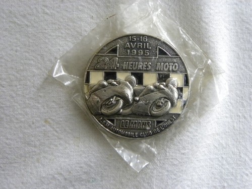 Ancienne broche medaille - ancienne,