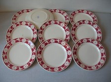 Lot de 10 anciennes assiettes