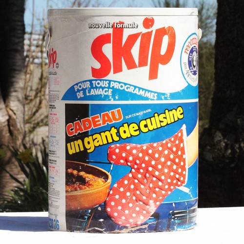 Maxi baril publicitaire - , de