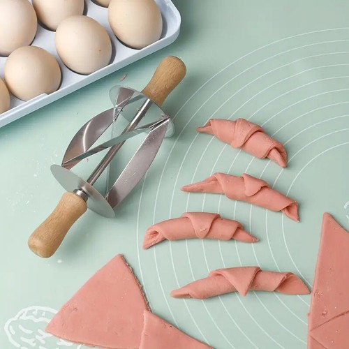 Rouleau coupe pâte croissant - pâte,