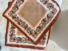 Lot de 2 serviettes vintage en