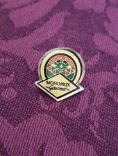 Pin's Pins Pin Enamel 18 Société Magasin Caviar Russe Gourmet "MONOPRIX" 