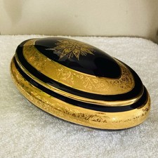 Bonbonnière en porcelaine de