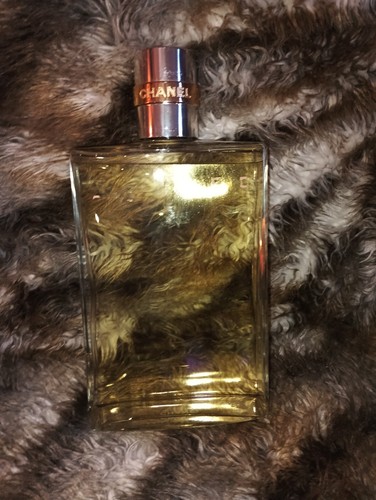 Flacon parfum géant chanel - flacon,