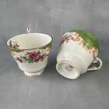 2 tasse à thé porcelaine