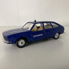 Solido Renault 30 TS Gendarmerie Bleu 1/43 Métal Voiture Made In France 