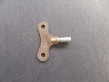 Horlogerie-1 ancienne clé de