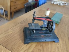 Jouet Ancien Machine a Coudre Baby circa 1900