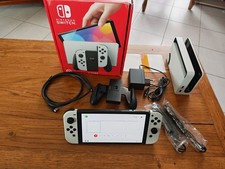 Switch oled blanche 64Go