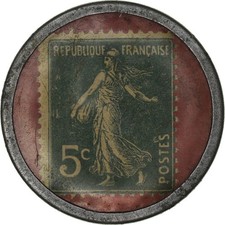 Monnaie, France, Crédit