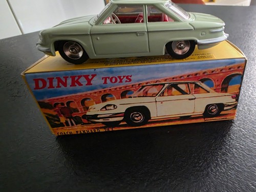 Dinky toys atlas coach panhard - dinky,