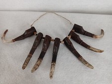 Collier De Chasseurs De Tête