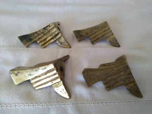 Lot anciens pieds - pieds, pendule