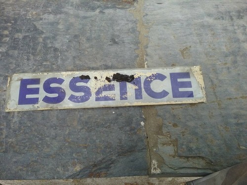 Ancienne vitre essence de - 1,