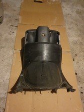 Carenage Entre Jambe Scooter