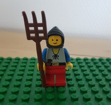 figurine Lego Chevalier VILLAGEOIS  moyen age castle personnage peasant robin