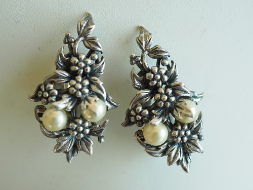 Paire boucles oreilles clip - boucles,