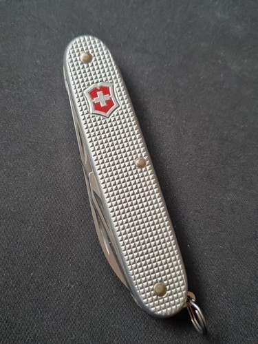 Victorinox pioneer alox neuf - victorinox,