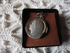 ANCIENNE MEDAILLE RELIGIEUSE
