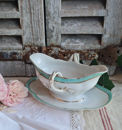 Ancienne sauciere porcelaine - ancienne,
