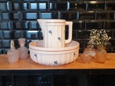 Ensemble de toilette ancien