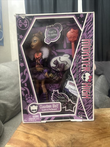 Original 1st wave 2009 monster - wave,