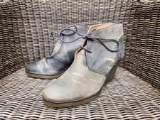 (E078 902) ? ? Bottines compensées BY KOAH en cuir vieilli – Taille 40