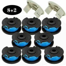 8 bobines de fil et 2