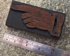 Doigt Pointé en bois