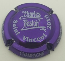 Capsule de champagne Charles Heston Violet St Vincent 2010. TO