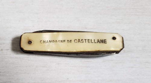 Beau petit couteau ancien