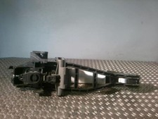 Poignee porte avant gauche