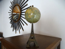 Petite mappemonde ancienne carton par R Barbot édité par IKELMER XIX ème Ø 8 cm