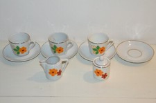 Ancienne dinette porcelaine
