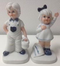 Statuettes Figurines Faience