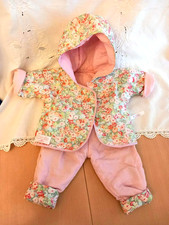 Ensemble manteau et pantalon poupée Corolle