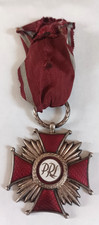 Médaille  Pologne ... croix du mérite