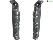 Repose pieds arriere droit