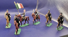 6 Anciens cavaliers miniatures (autres)