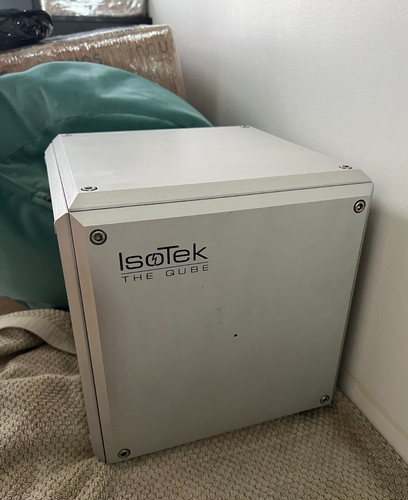 Isotek the qube - 2k, a