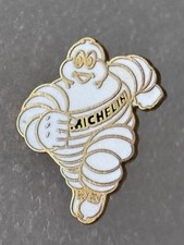 pin's bibendum Rare michelin pneu Avec Inscription Michelin Sur Le Torse Doré