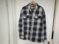 Magnifique veste épaisse