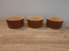 3 ramequins marrons Emile Henry