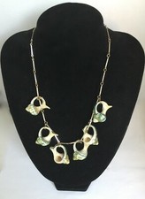 COLLIER/CHAINE/ COQUILLAGES/