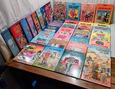 LOT COLLECTION 36 BANDES